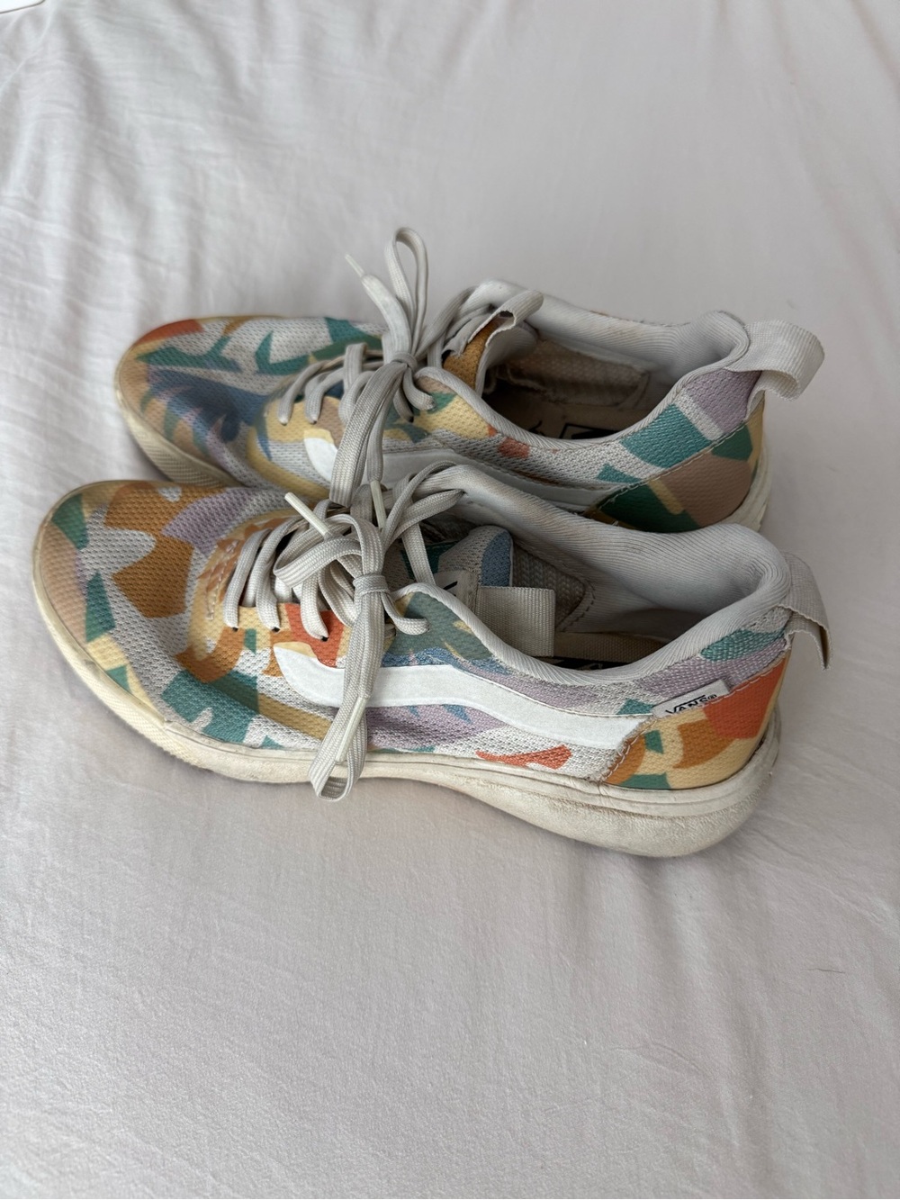 Vans Low-Top Ultra Range Sneakers